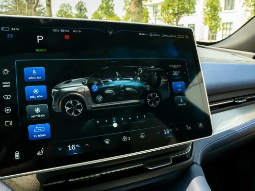 noi-that-vinfast-vf9-2